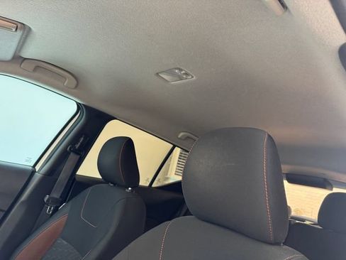 Used 2021 Nissan Kicks SR w/ Exterior Package FWD image 5