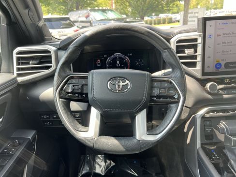 Used 2022 Toyota Tundra Platinum w/ Advanced Package AWD/4WD image 16