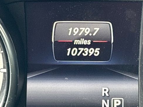 Used 2015 Mercedes-Benz GLA 250 4MATIC image 10