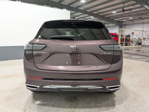 Used 2024 Buick Envision Avenir image 4