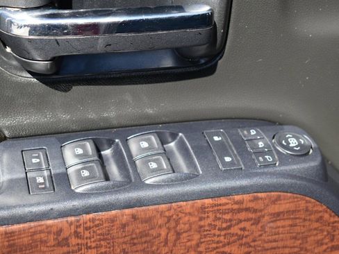 Used 2017 GMC Sierra 1500 SLT w/ Max Trailering Package image 39