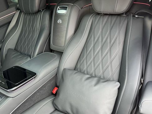 Certified 2025 Mercedes-Benz Maybach GLS 600 4MATIC image 13