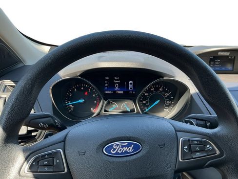 Used 2017 Ford Escape SE AWD/4WD image 14