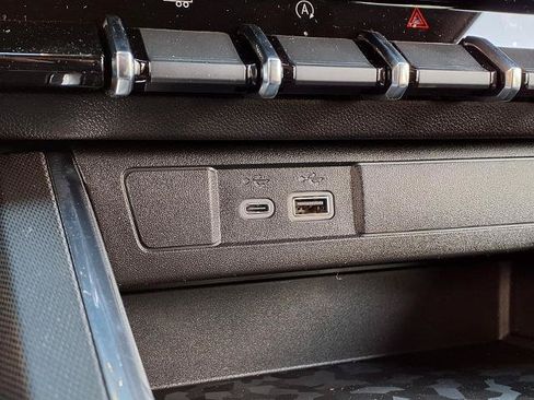 New 2026 GMC Canyon Elevation w/ Convenience Package RWD image 8