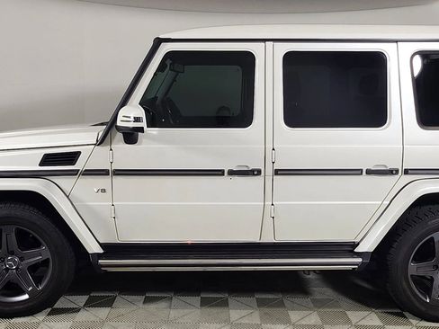 Used 2016 Mercedes-Benz G 550 image 4