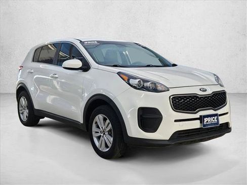 Used 2019 Kia Sportage LX FWD image 3