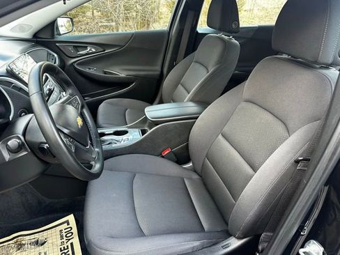 Used 2024 Chevrolet Malibu LT w/ Midnight Edition image 11