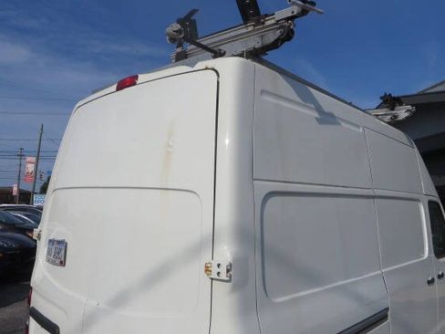 Used 2019 Nissan NV 2500 SV RWD image 30
