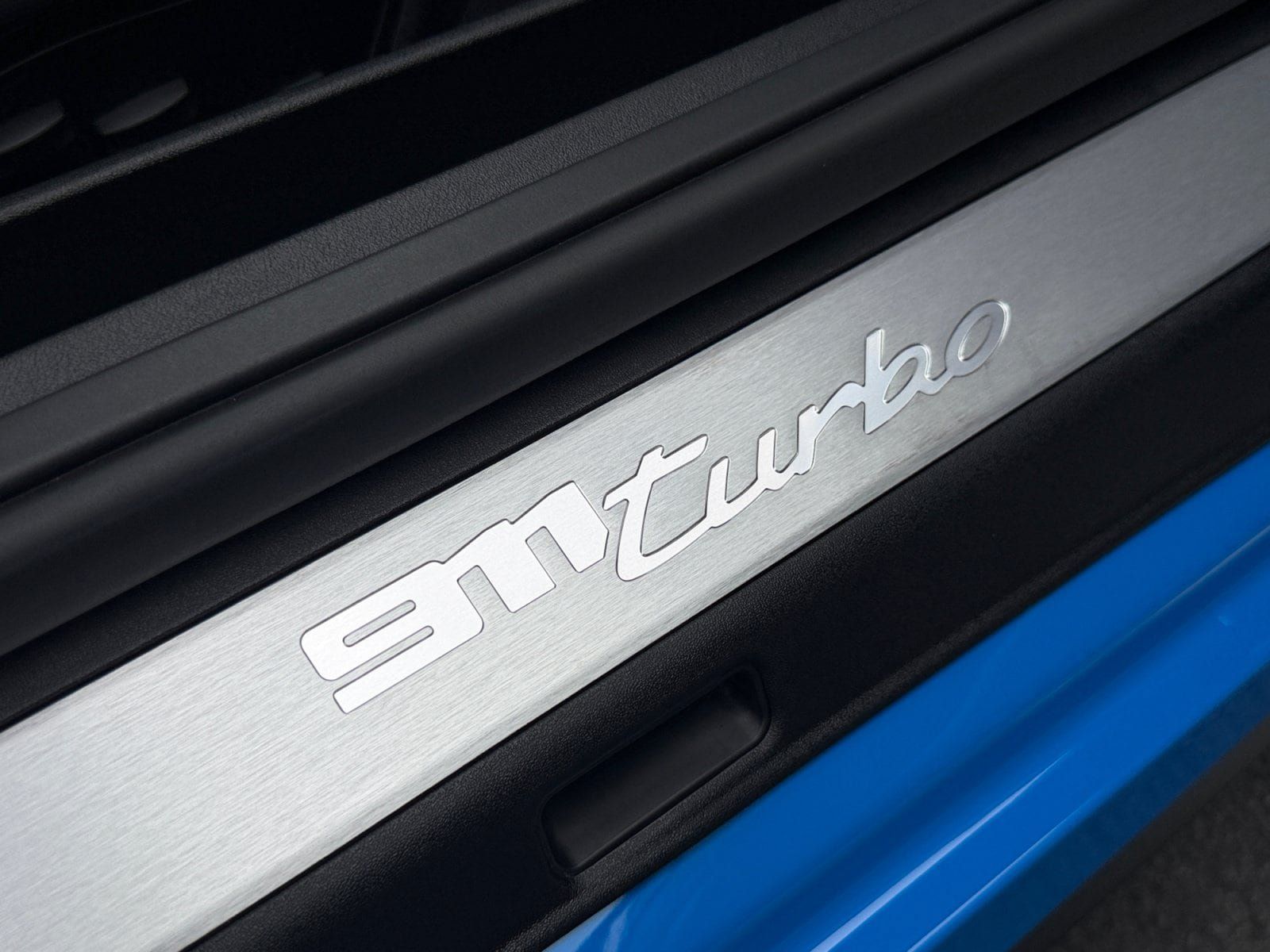 Certified 2022 Porsche 911 Turbo AWD/4WD image 29