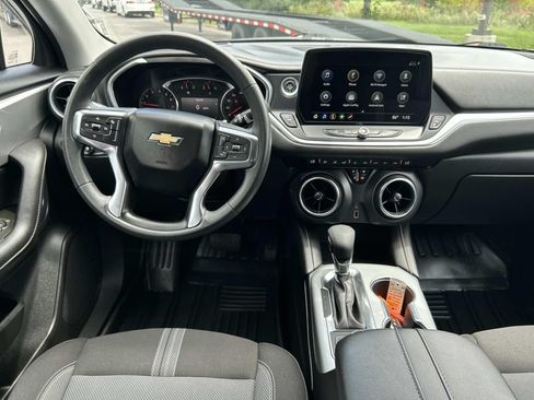 Used 2023 Chevrolet Blazer LT FWD image 19