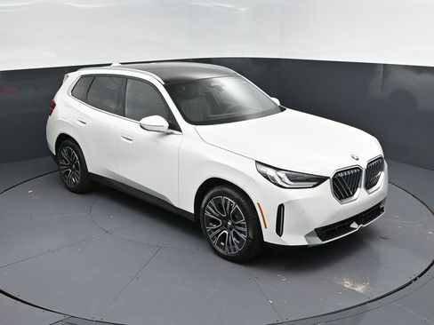 New 2026 BMW X3 xDrive30 w/ Convenience Package image 1