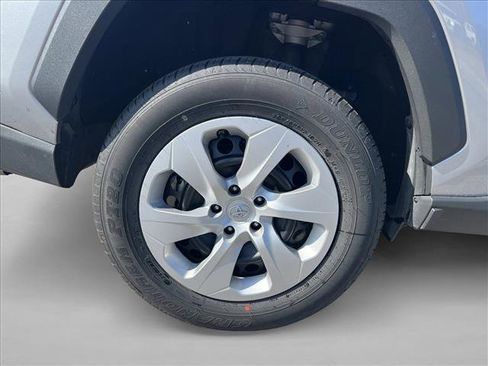 Certified 2025 Toyota RAV4 LE image 25