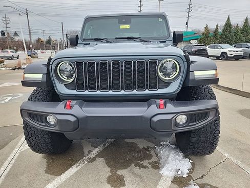 Certified 2024 Jeep Wrangler Unlimited Rubicon w/ XTREMEE 35" Tire Package image 8