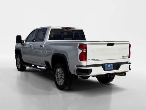 Used 2021 Chevrolet Silverado 3500 High Country image 3