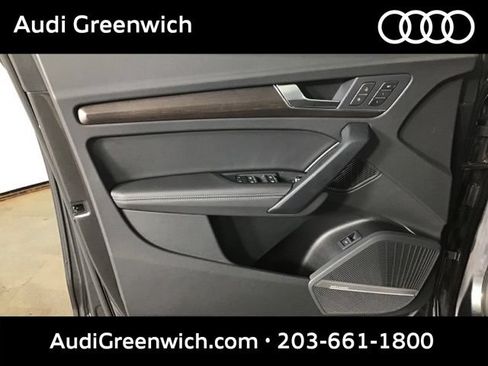 Used 2023 Audi Q5 2.0T Premium Plus w/ Premium Plus Package AWD/4WD image 11