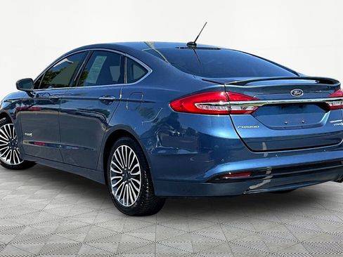 Used 2018 Ford Fusion Titanium FWD image 4