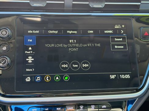 Used 2022 Chevrolet Bolt EUV Premier w/ Sun & Sound Package image 10