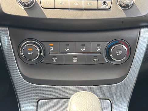 Used 2013 Nissan Sentra SR FWD image 21