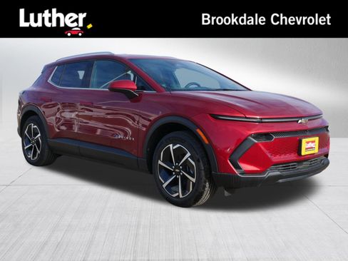 New 2026 Chevrolet Equinox EV LT image 1