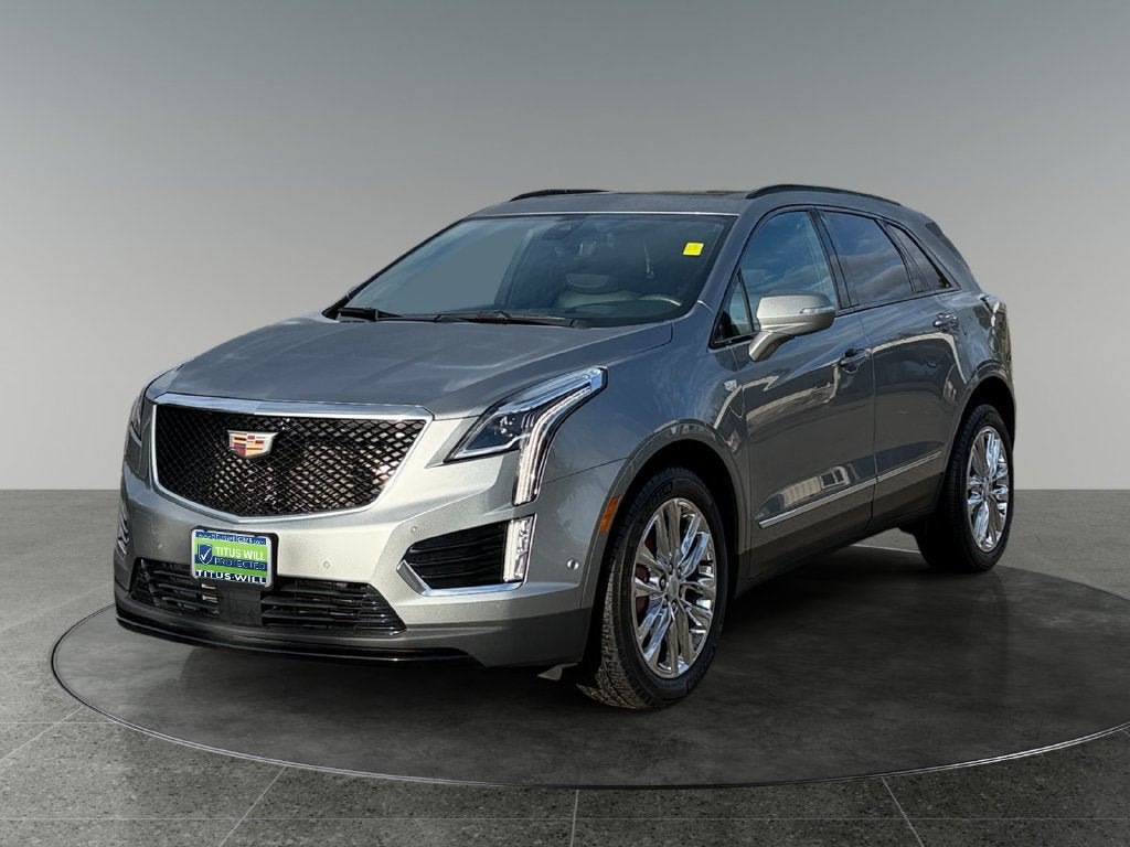 Used 2023 Cadillac XT5 Sportv w/ Technology Package AWD/4WD image 4