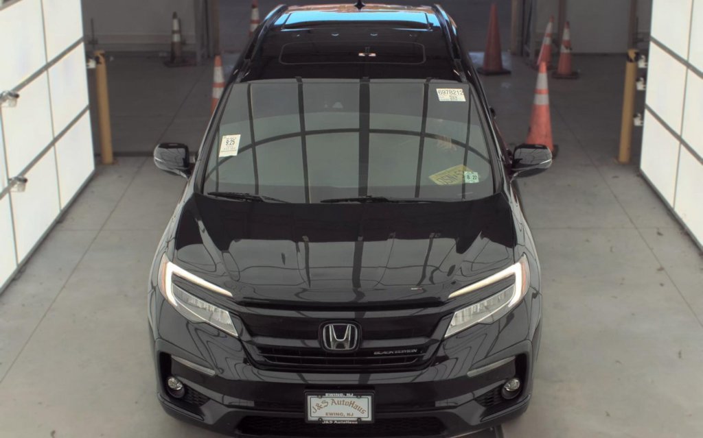 Used 2022 Honda Pilot Black Edition image 2