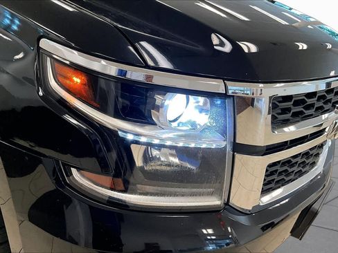 Used 2020 Chevrolet Suburban LT AWD/4WD image 26