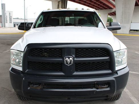 Used 2018 RAM 2500 Tradesman w/ Popular Equipment Group AWD/4WD image 3