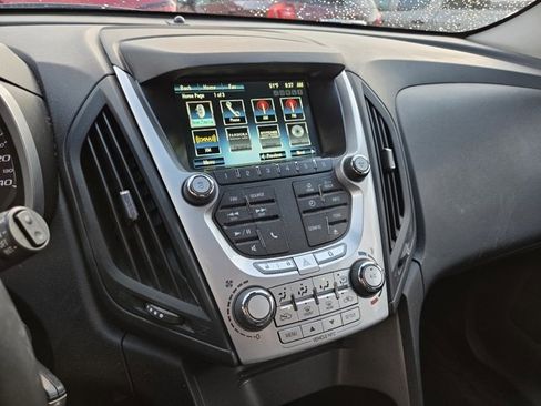 Used 2015 Chevrolet Equinox LT image 9