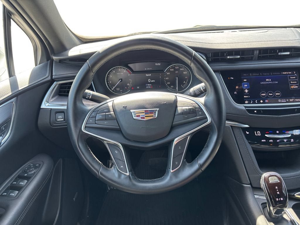 Certified 2024 Cadillac XT5 Luxury FWD image 13