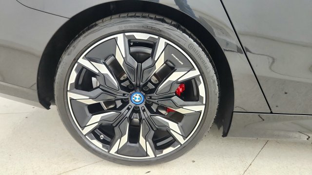 Used 2024 BMW i5 M60 w/ Premium Package AWD/4WD image 87