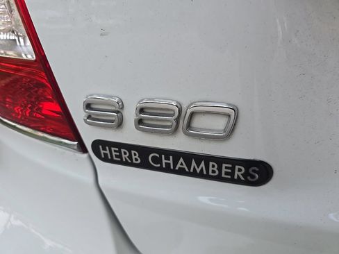 Used 2016 Volvo S80 T5 w/ Convenience Package FWD image 10