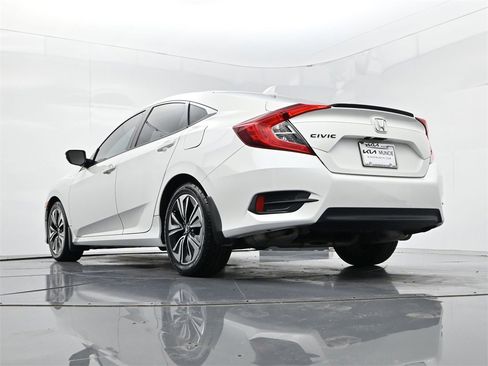 Used 2017 Honda Civic EX-L image 36