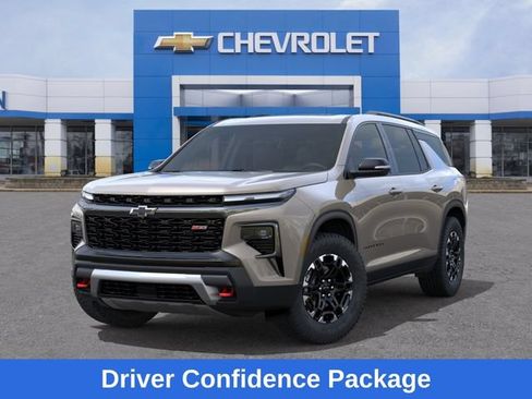 New 2027 Chevrolet Traverse Z71 w/ Driver Confidence Package AWD/4WD image 7