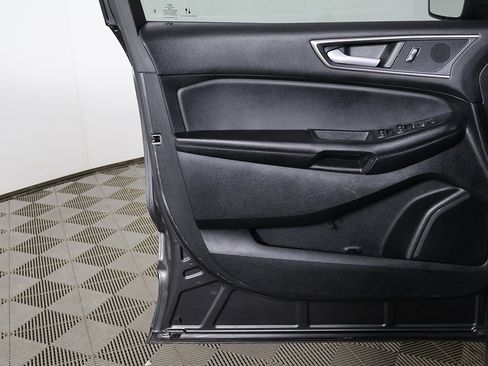 Used 2022 Ford Edge SEL w/ Convenience Package image 18