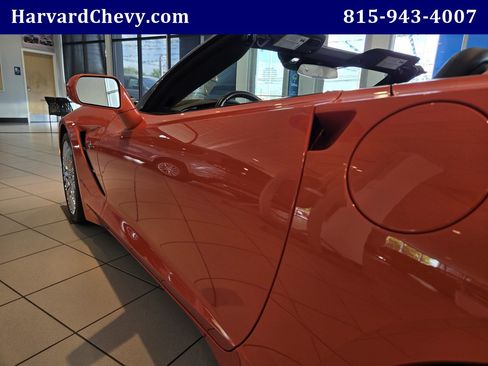 Used 2019 Chevrolet Corvette Stingray Convertible w/ 2LT Preferred Equipment Group RWD image 33