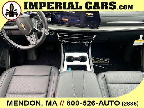 New 2026 Chevrolet Traverse LT w/ Enhanced Driving Package AWD/4WD image 18