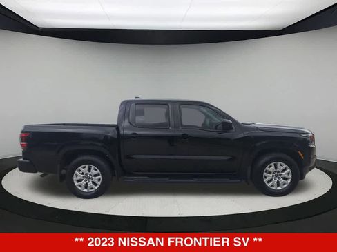 Used 2023 Nissan Frontier SV w/ Technology Package RWD image 7