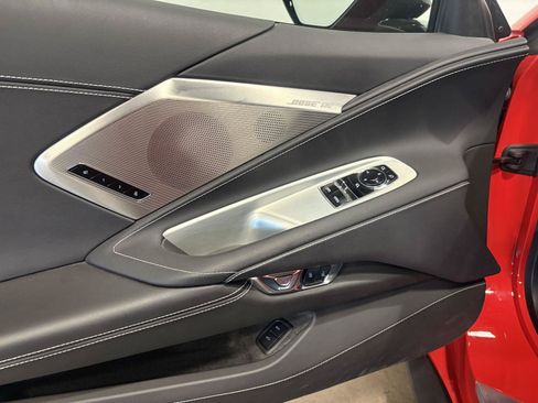 Used 2022 Chevrolet Corvette Stingray Preferred Cpe w/ Z51 Performance Package RWD image 17