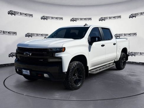 Used 2020 Chevrolet Silverado 1500 LT Trail Boss image 3