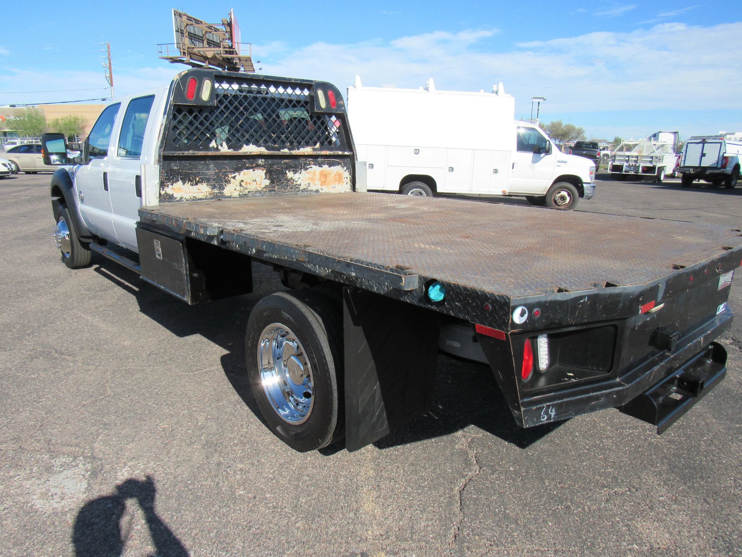Used 2015 Ford F550 2WD Crew Cab Super Duty image 8