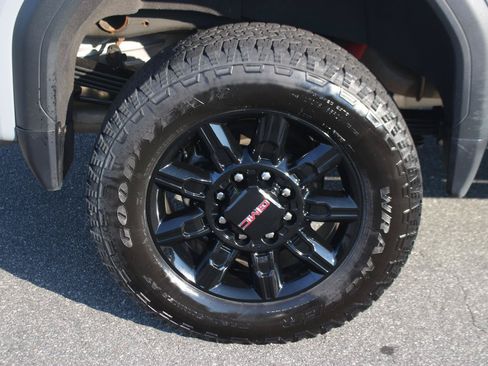 Used 2024 GMC Sierra 2500 AT4 w/ AT4 Premium Plus Package AWD/4WD image 38