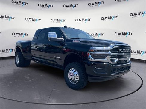 New 2025 RAM 3500 Laramie image 7