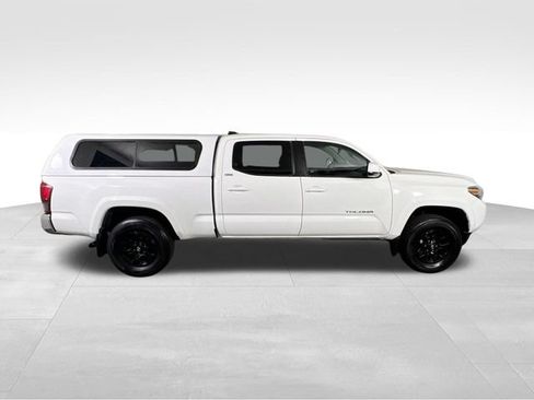 Used 2022 Toyota Tacoma SR5 AWD/4WD image 20