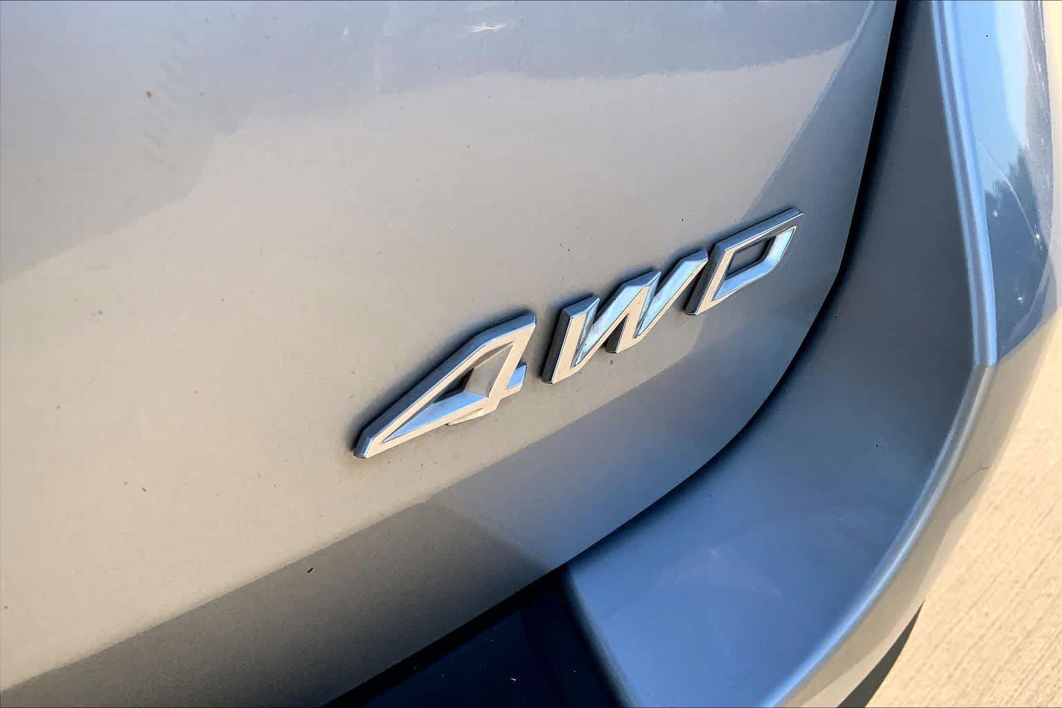 Used 2021 Ford Explorer XLT AWD/4WD image 9