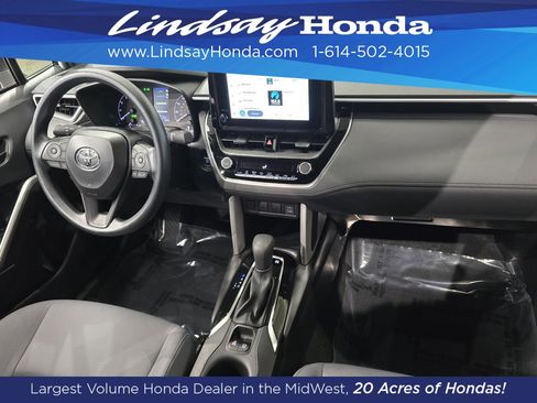 Used 2025 Toyota Corolla Cross AWD Hybrid image 10