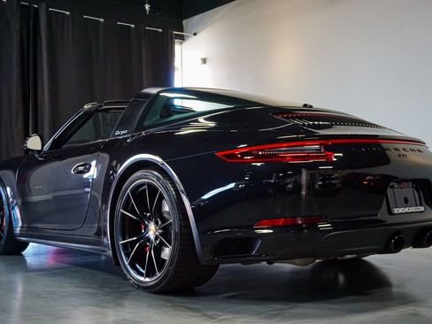 Used 2019 Porsche 911 Targa 4S image 40