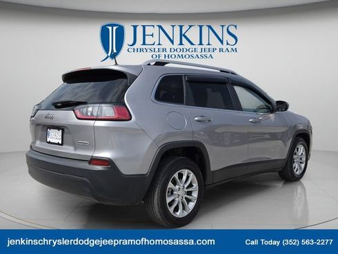 Certified 2019 Jeep Cherokee Latitude w/ Popular Appearance Group FWD image 4
