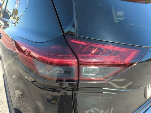 Certified 2024 Nissan Rogue SL FWD image 18