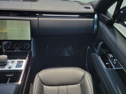 Used 2023 Land Rover Range Rover Long Wheelbase SE AWD/4WD image 13