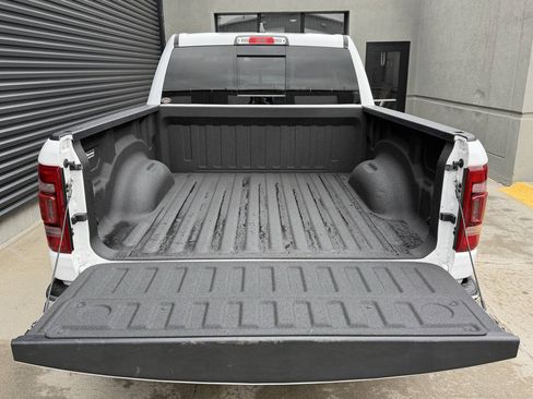Used 2022 RAM 1500 Laramie AWD/4WD image 14